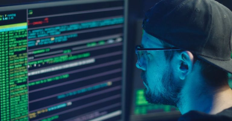découvrez le rôle clé du data protection officer (dpo) pour assurer la conformité au rgpd et protéger les données personnelles de votre entreprise.