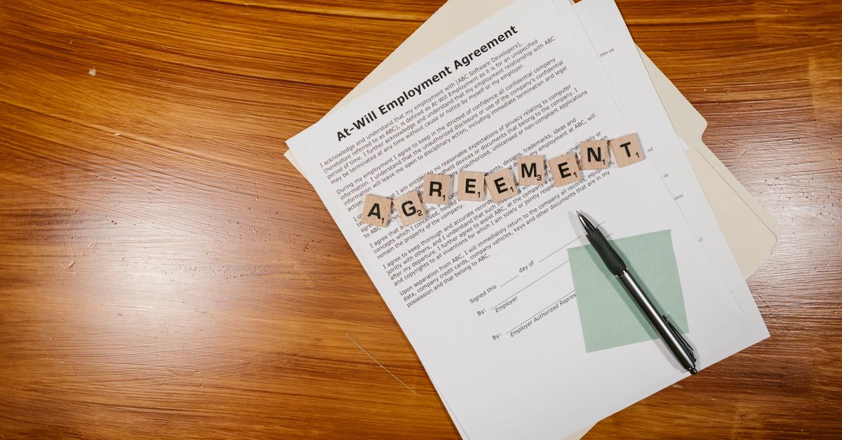 découvrez comment intégrer une clause gdpr dans un contrat de travail pour assurer la conformité avec la réglementation sur la protection des données personnelles des employés.
